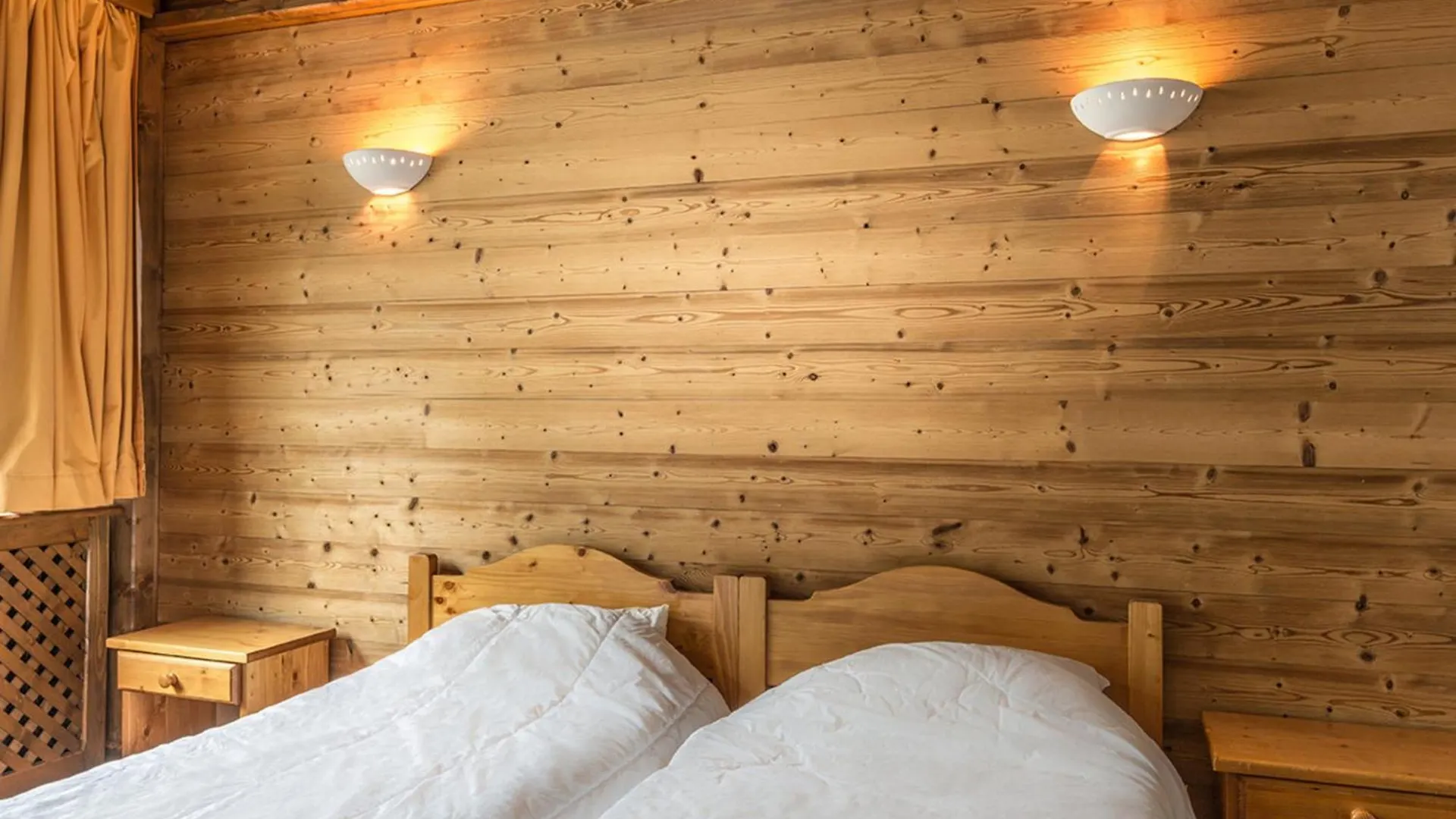 Appartement Confortable Centre Val-D'Isere, Proche Pistes/Commerces, 5-6 Pers, Expo Sud-Ouest - Fr-1-519-21 0*, Val-d'Isere